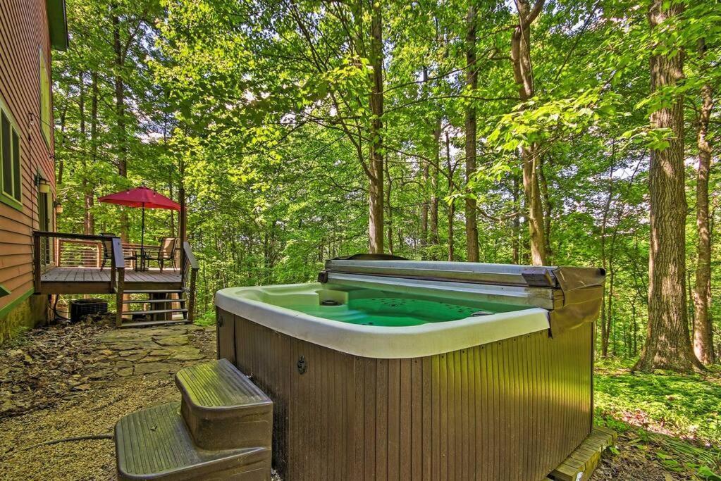 Vila Bear'S Eye View - Mountain Retreat W/ Hot Tub! Acme Exteriér fotografie